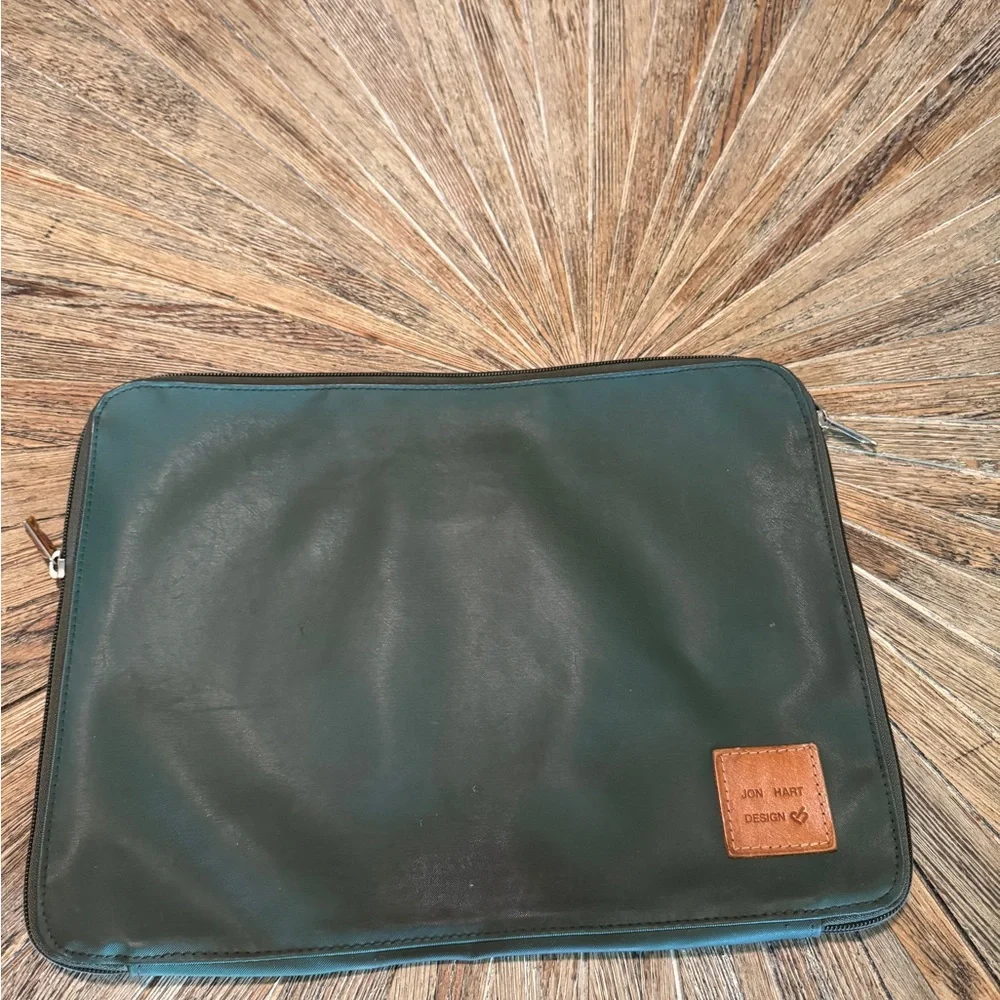 Jon Hart evergreen laptop bag large pine green zipper canvas leather PP initial